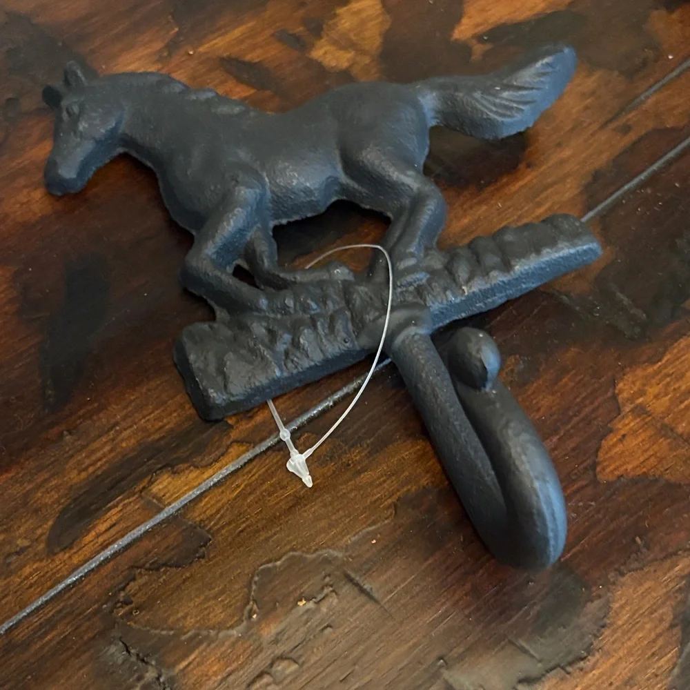 Metal Horse Wall Hook Hanger- Black